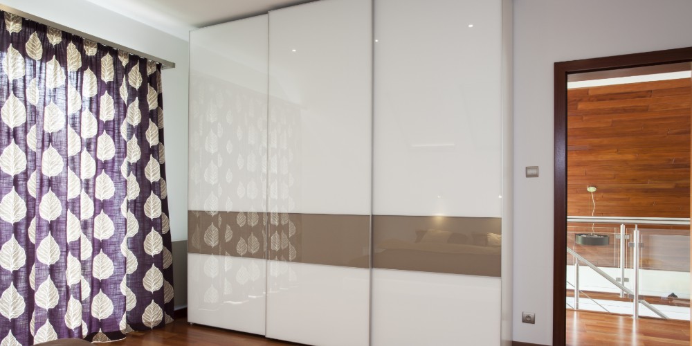 High Gloss Sliding Wardrobes