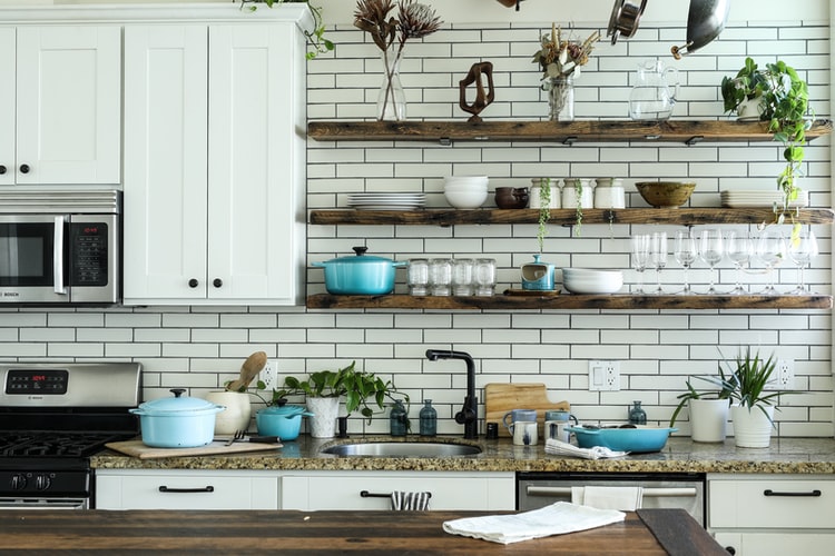 Traditional Style Kitchen Design 