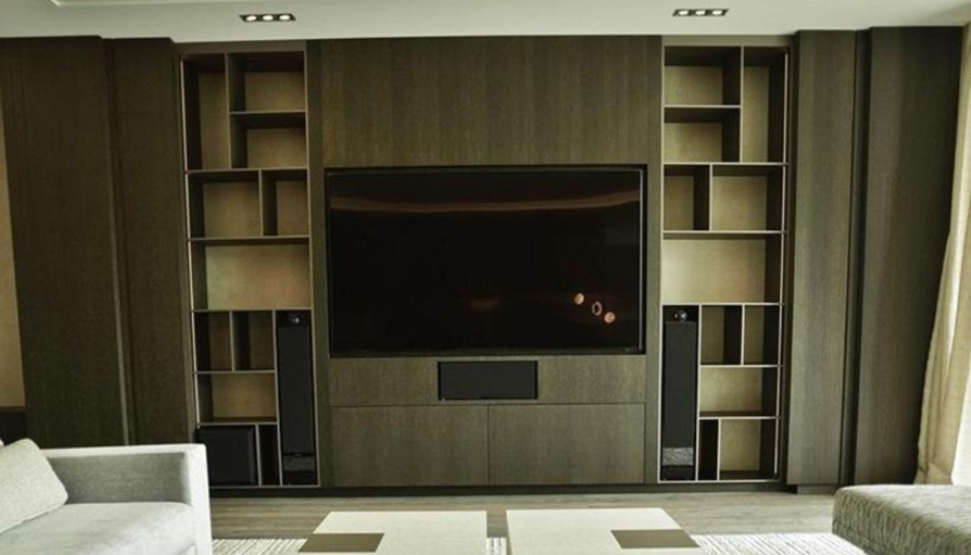 Fitted Lounge Units